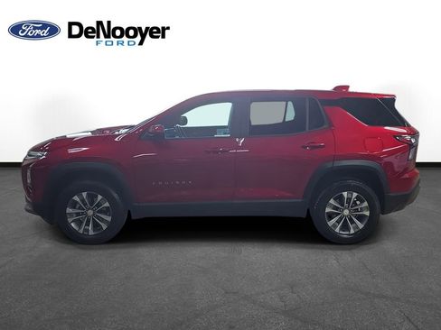 Used 2025 Chevrolet Equinox LT w/ Safety and Technology Package image 5