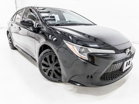 Used 2020 Toyota Corolla LE FWD image 10