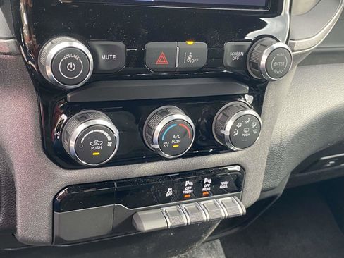 New 2026 RAM 1500 Express image 7