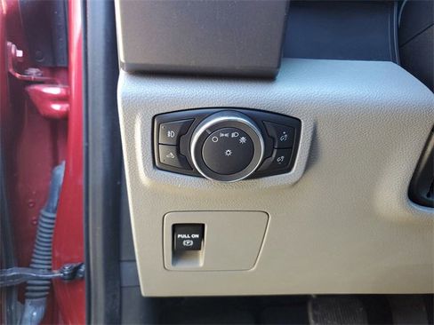 Used 2020 Ford F150 XLT w/ Trailer Tow Package image 27