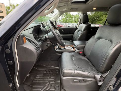 Used 2021 Nissan Armada SL w/ Captain's Chairs Package AWD/4WD image 2