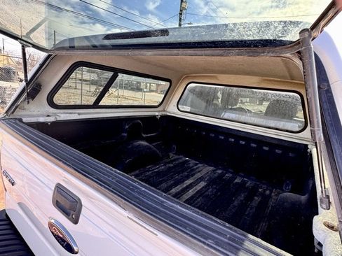 Used 2014 Ford F150 XLT w/ XLT Convenience Package image 11