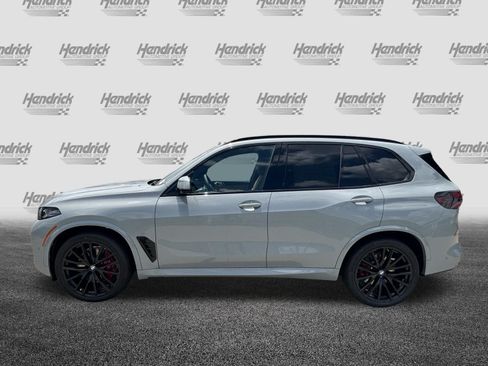 New 2026 BMW X5 xDrive40i w/ M Sport Package AWD/4WD image 7