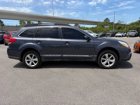 Used 2014 Subaru Outback 2.5i Premium w/ Moonroof Package AWD/4WD image 2