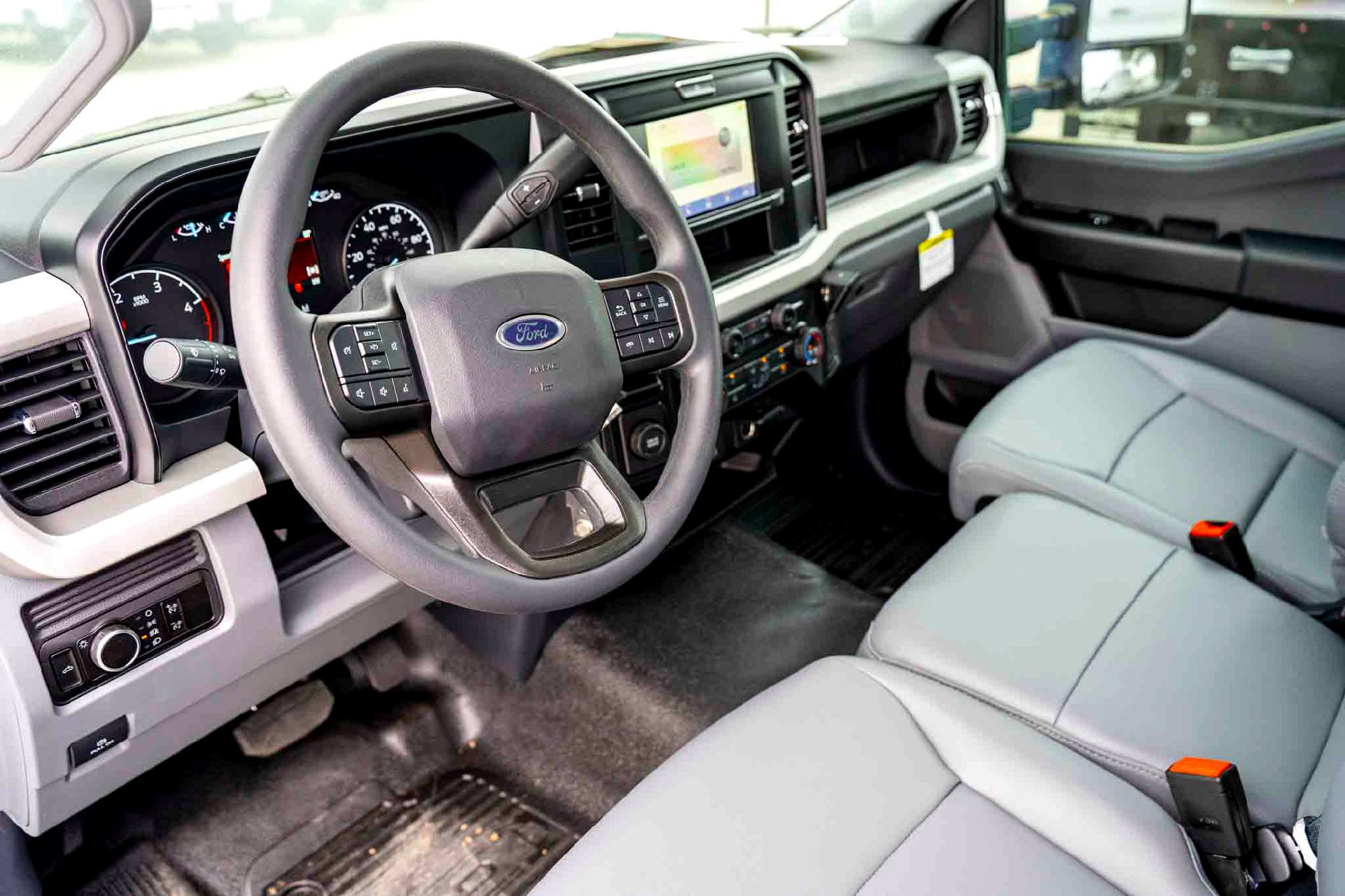 New 2025 Ford F250 XL RWD image 11