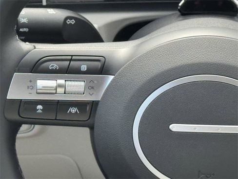 New 2025 Hyundai Tucson SEL image 24