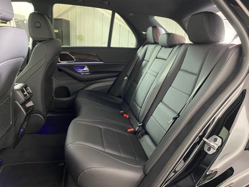 Used 2025 Mercedes-Benz GLE 350 4MATIC image 13