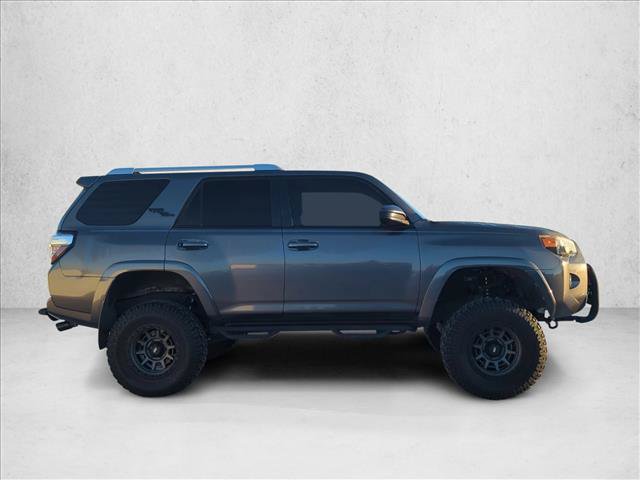 Used 2016 Toyota 4Runner SR5 RWD image 4