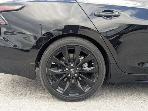 Used 2023 Nissan Maxima SR w/ Sport Mat Group image 10