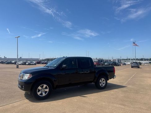 Used 2012 Nissan Frontier SV w/ SV Premium Utility Pkg RWD image 10