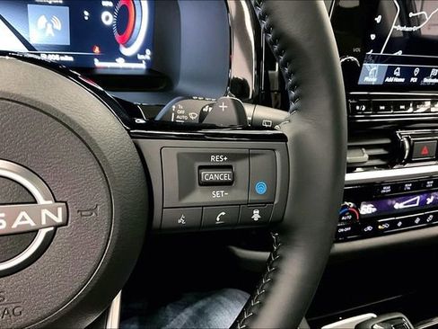 New 2025 Nissan Pathfinder Platinum w/ Lighting Package (N93) image 24