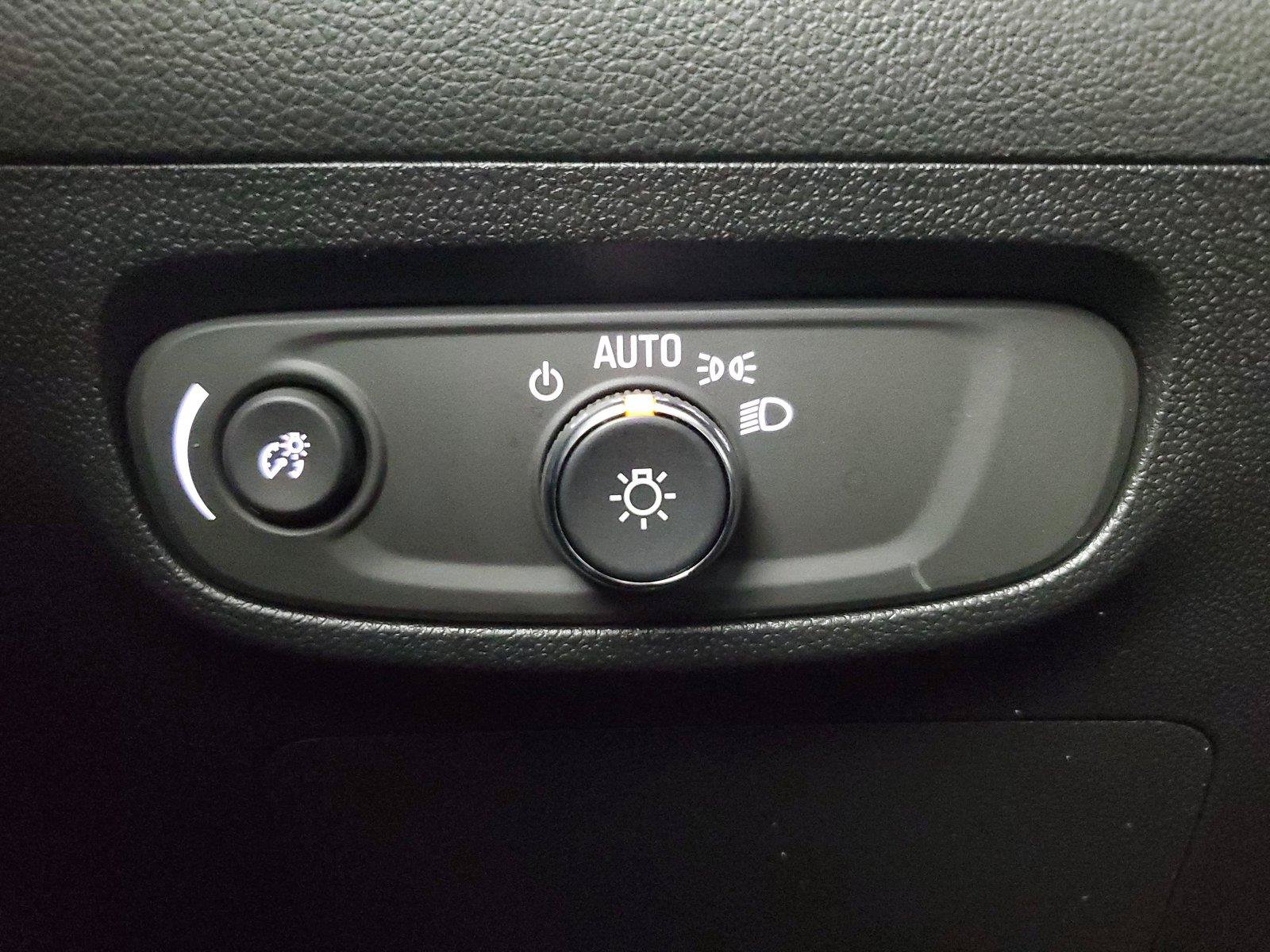 Used 2026 Buick Encore GX Sport Touring w/ Advanced Technology Package FWD image 34