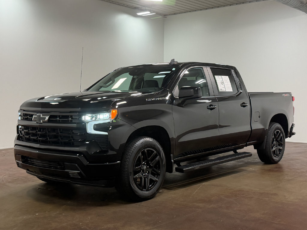 Used 2025 Chevrolet Silverado 1500 RST w/ Convenience Package II AWD/4WD image 8