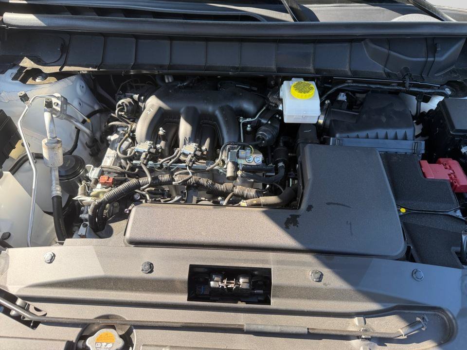 Used 2026 Nissan Pathfinder Platinum w/ Cargo Package FWD image 16