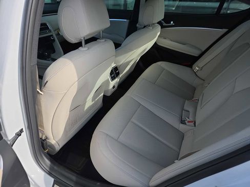 New 2026 Genesis G70 2.5T image 21