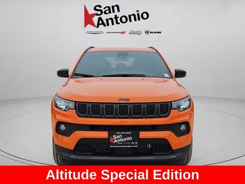 New 2026 Jeep Compass Latitude AWD/4WD image 9