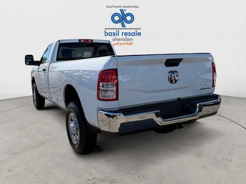 Used 2024 RAM 2500 Tradesman w/ Chrome Appearance Group AWD/4WD image 4
