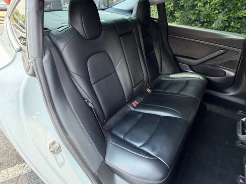 Used 2020 Tesla Model 3 Standard Range Plus RWD image 38