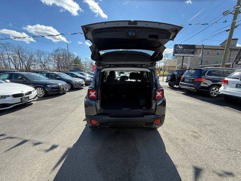 Used 2017 Jeep Renegade Sport w/ Power & Air Group image 10