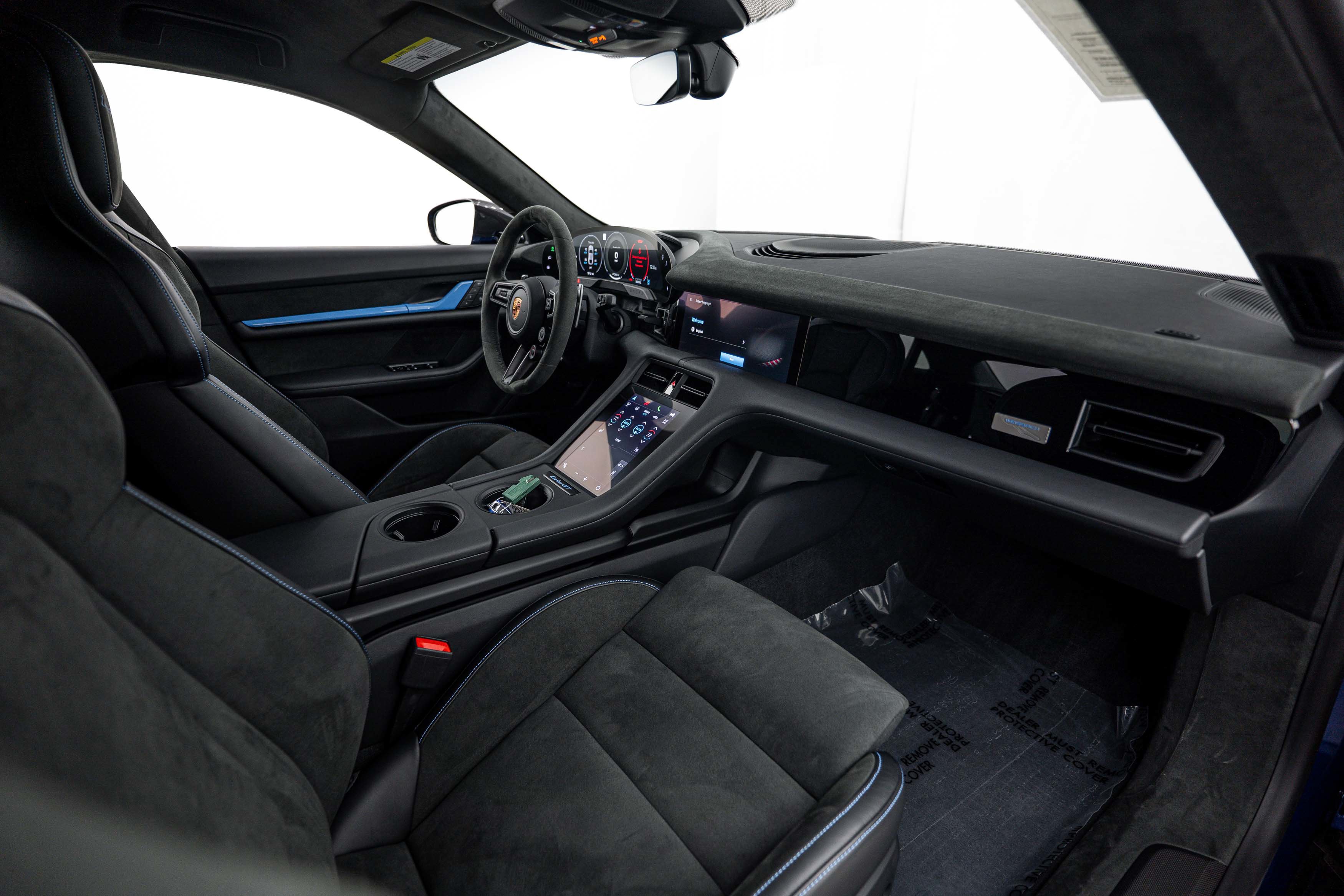 Certified 2025 Porsche Taycan Turbo GT AWD/4WD image 21