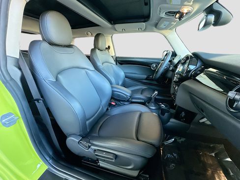 Certified 2023 MINI Cooper S image 28