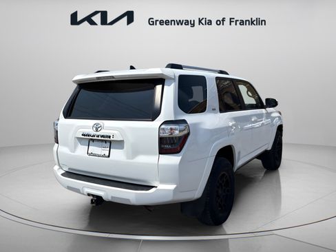 Used 2021 Toyota 4Runner SR5 Premium w/ Moonroof Package AWD/4WD image 7