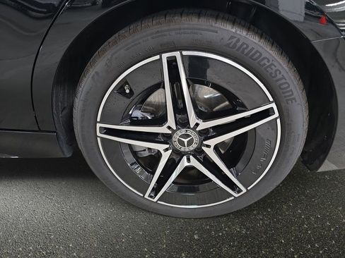 Used 2022 Mercedes-Benz C 300 Sedan image 32