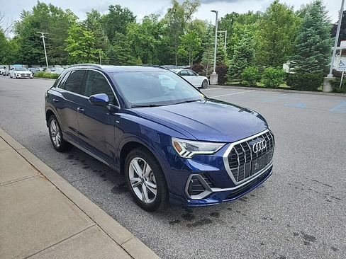 Used 2023 Audi Q3 2.0T Premium Plus w/ Premium Plus Package AWD/4WD image 7