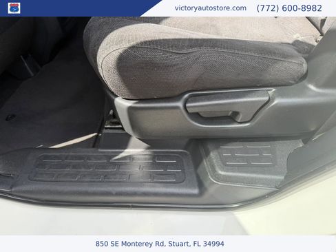 Used 2018 Honda Pilot LX image 30