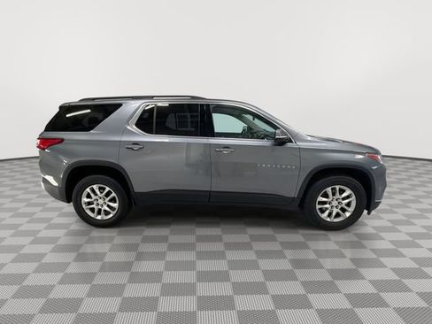 Used 2020 Chevrolet Traverse LT FWD image 12