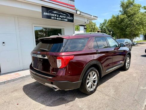 Used 2022 Ford Explorer Limited w/ Equipment Group 301A AWD/4WD image 15
