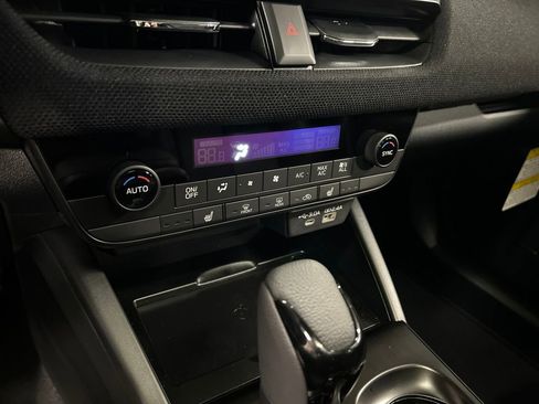 New 2026 Subaru Outback Limited AWD/4WD image 30