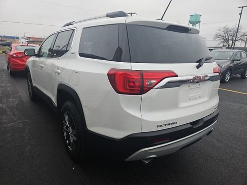 Used 2017 GMC Acadia SLT image 4