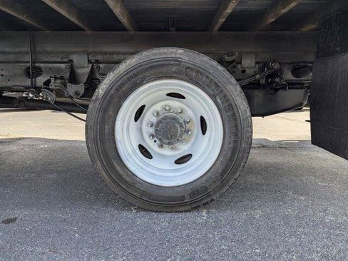 Used 2018 Ford F450 XL image 19