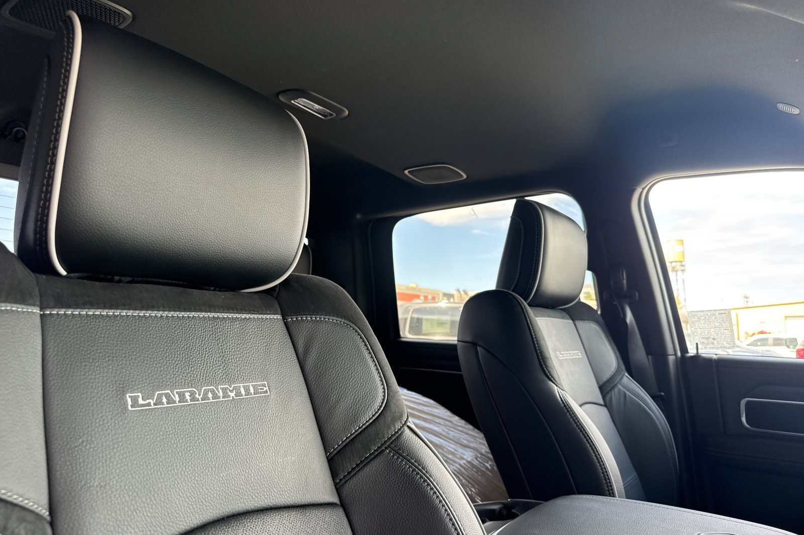 New 2026 RAM 3500 Laramie w/ Sport Appearance Package AWD/4WD image 15