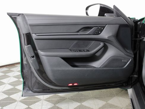 Used 2023 Porsche Taycan GTS image 15