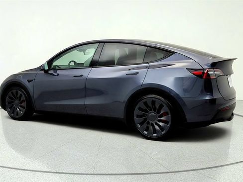 Used 2023 Tesla Model Y Long Range AWD/4WD image 7