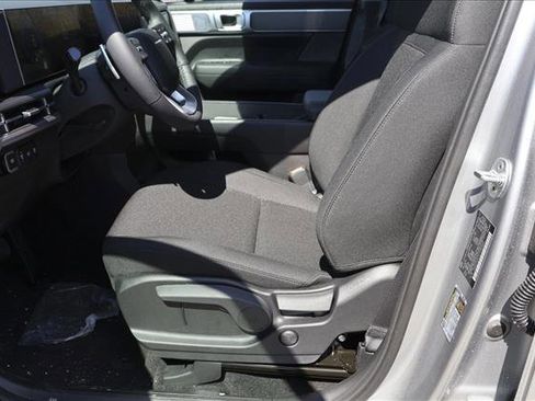 New 2026 Hyundai Santa Fe SE image 11