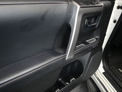 Used 2021 Toyota 4Runner Limited RWD image 11
