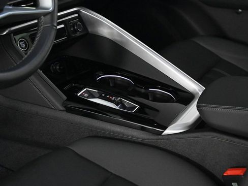 Used 2025 Audi Q5 Premium Plus w/ Premium Plus image 20