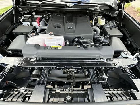 New 2026 Toyota Tundra SR5 AWD/4WD image 23