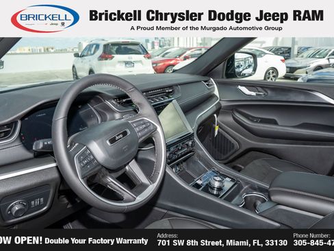 New 2025 Jeep Grand Cherokee L Altitude image 16