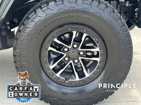 Used 2026 Jeep Wrangler Unlimited Rubicon AWD/4WD image 4