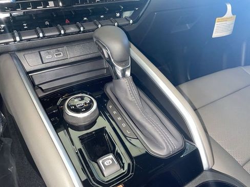 New 2026 Chevrolet Colorado ZR2 AWD/4WD image 28