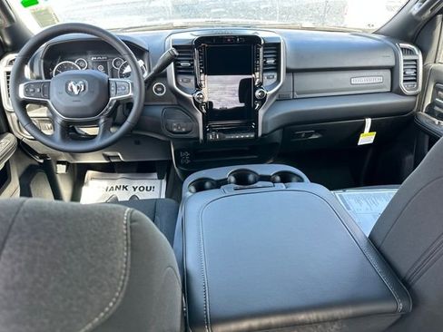 New 2026 RAM 2500 Big Horn AWD/4WD image 12