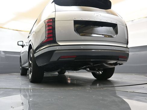 Used 2026 Hyundai Palisade Limited AWD/4WD image 43