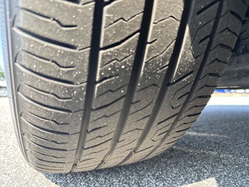 Used 2018 Chevrolet Traverse Premier AWD/4WD image 12