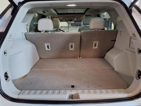 Used 2023 GMC Terrain Denali w/ Denali Premium Package AWD/4WD image 6