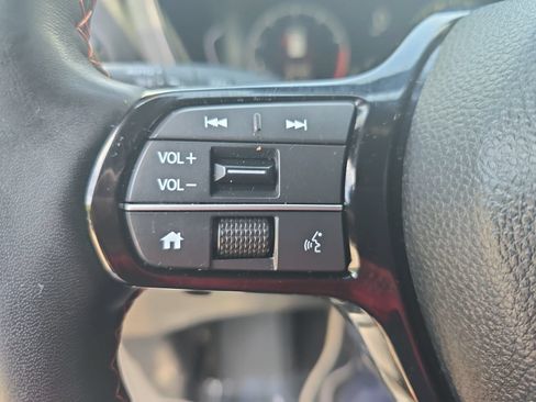 Used 2024 Honda Pilot TrailSport image 19