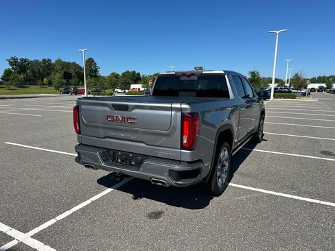 Used 2023 GMC Sierra 1500 Denali w/ Denali Reserve Package AWD/4WD image 7